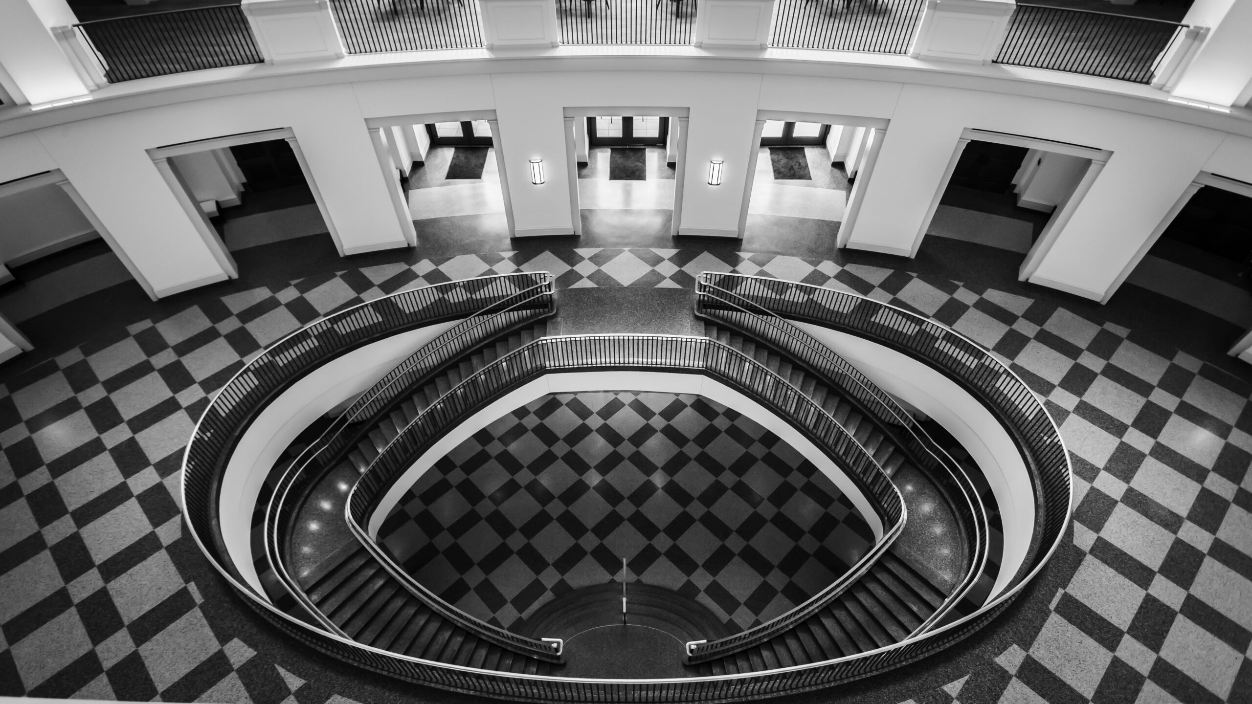 The rotunda of in the Nathan Deal Judicial Center - Georgia State-wide Business Court